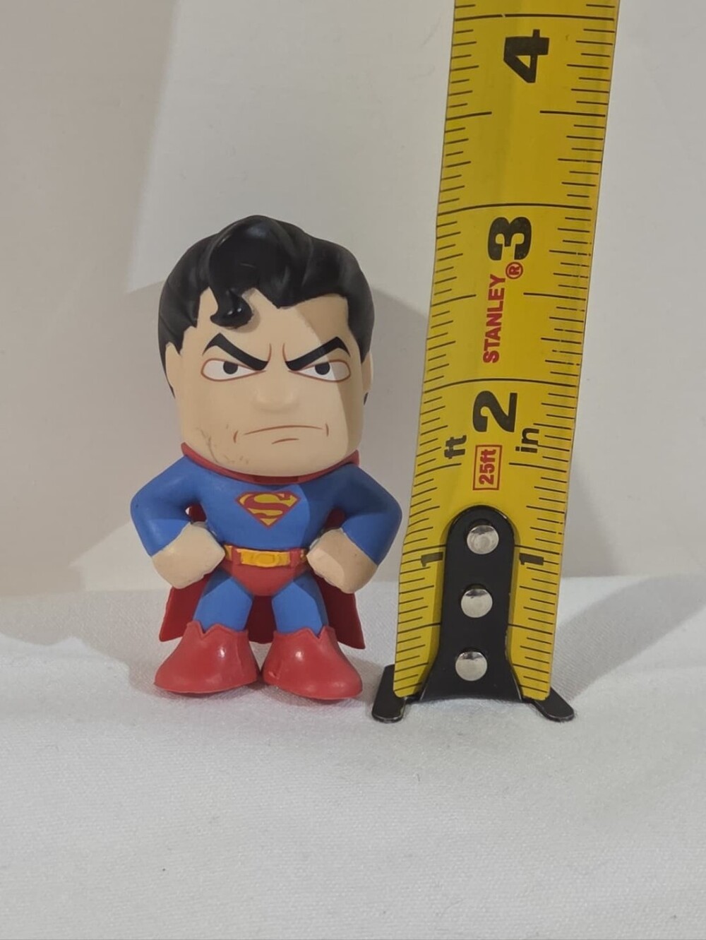 Superman mini figure - Picture 4 of 5